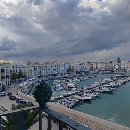 La Finestra Sul Porto Apartment Trani Exterior photo