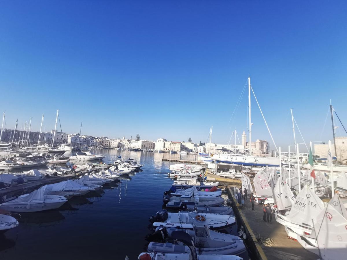 La Finestra Sul Porto Apartment Trani Exterior photo