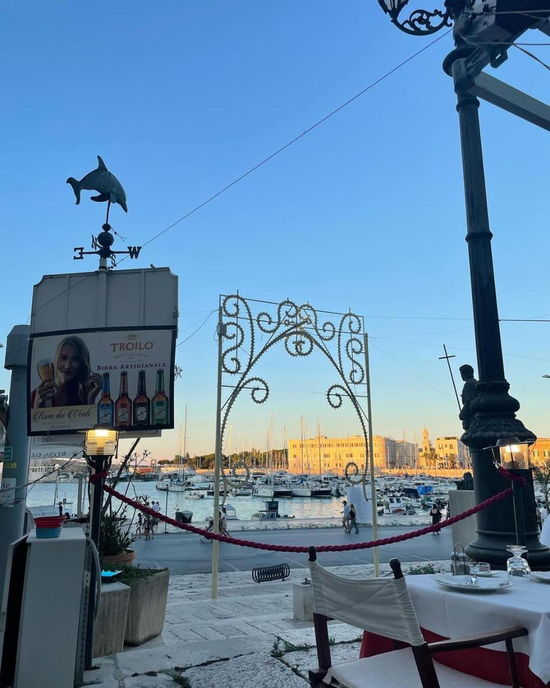 La Finestra Sul Porto Apartment Trani Exterior photo